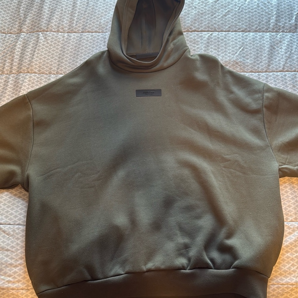 NWOT Fear of God Essentials Pullover Hoodie